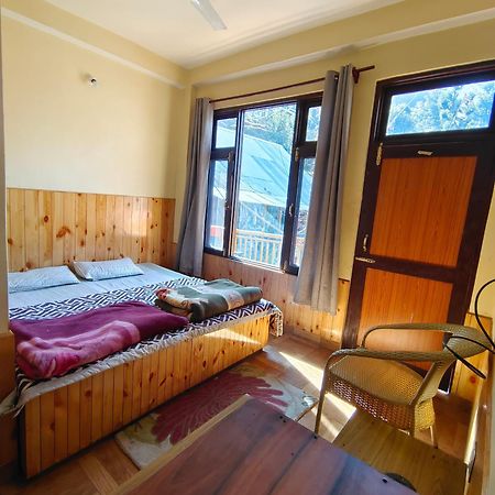 Trinity Homestay Касол Екстериор снимка