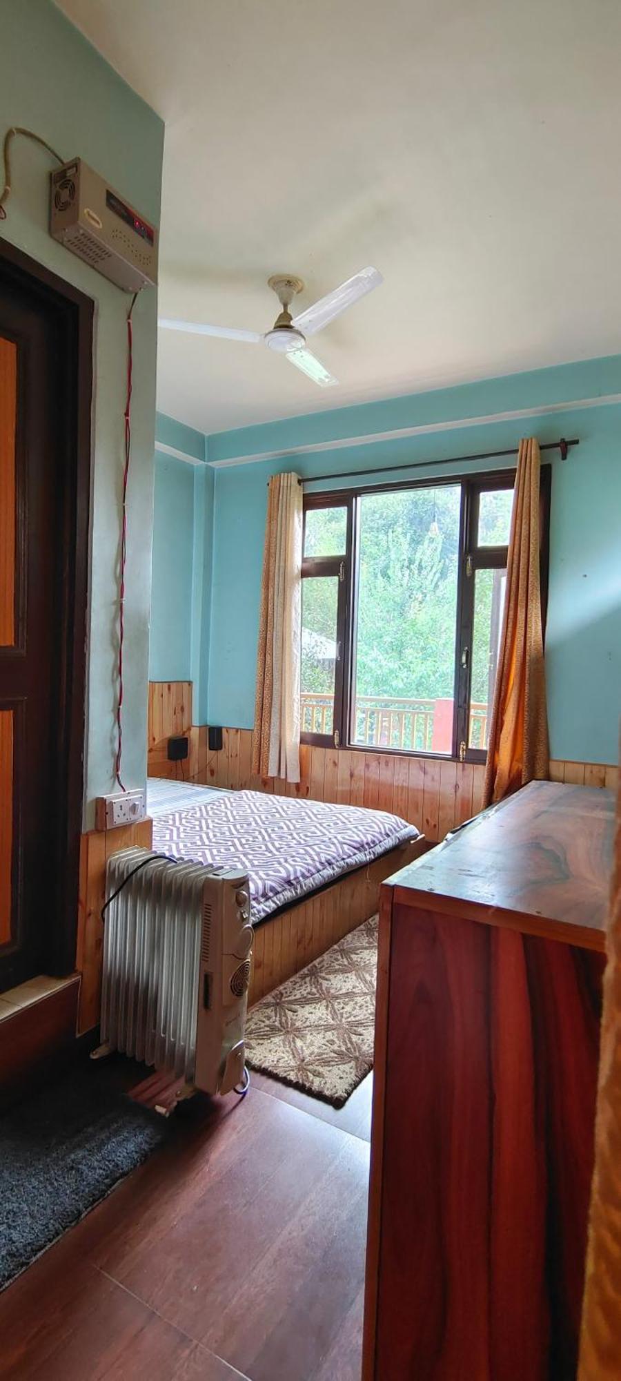 Trinity Homestay Касол Екстериор снимка