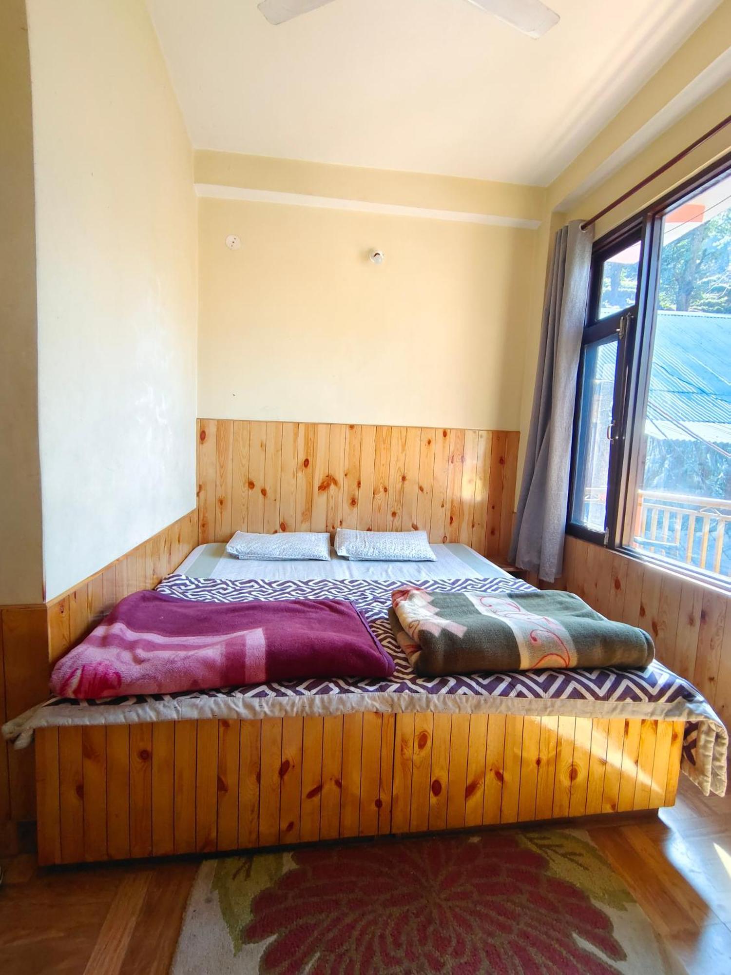 Trinity Homestay Касол Екстериор снимка